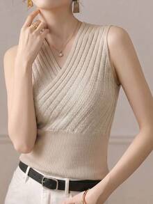 Áo kiểu không tay thanh lịch, chất liệu dệt kim gân, vạt trước xếp chéo, dành cho nữ. - Màu Khaki - Xem 2