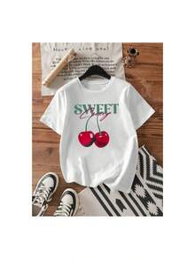 YOCASA Women's Casual Summer T-Shirt, Round Neck, Fitted Short Sleeve, With Oil Painting Print, Floral, Heart, Cherry And Letter Patterns. Simple Casual Fabric, Sporty Style, Ideal For Everyday Wear And Valentine's Day Dates. - 白 - 查看 3