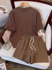 informal de 2 piezas de camiseta de manga corta con cuello redondo y estampado de letras, y shorts para mujer - Multicolor 3 - Ver 2