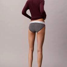 Calvin Klein Icon Cotton Modal Bikini QF8520  Thongs For Women Underwear - Stencil Heart / Dark Berry - 查看 5
