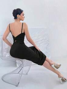 Vestido con tirantes con moño sin espalda, de material elástico, para verano - Negro - Ver 6