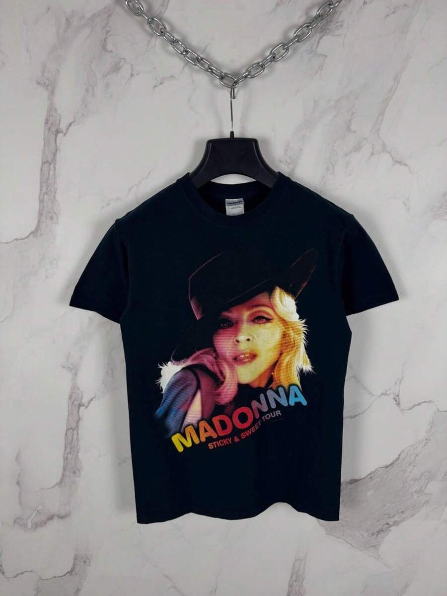 Camiseta unisex de manga corta, camiseta de la gira de conciertos de Madonna Sticky & Sweet, talla S, mercancía de banda de estilo retro, camiseta para fans, Spiderman, ,  Mujer, Romwe Men, boho chic, regalos para maestros, camiseta de mujer, ropa curvy para hombres, y2k. - Negro - Ver 1
