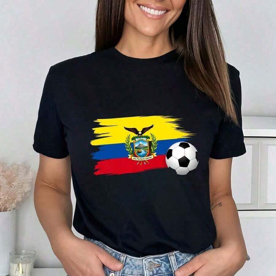 Camiseta suave 100% algodón, esencial para la primavera, unisex, negra, de manga corta y corte holgado, con estampado de la bandera nacional de Ecuador y un balón de fútbol, estilo patriótico para aficionados al fútbol ecuatoriano, Copa Mundial 2026, impresión de alta calidad, top informal para ver partidos el día del juego.
Camiseta Casual de Cuello Redondo para Uso Diario y Vacaciones, Camiseta de Algodón Transpirable, Combina con Todo, Fresca - Negro - Ver 1
