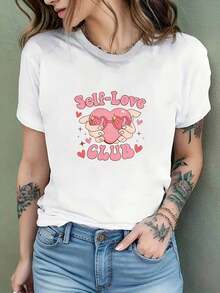 Camisetas de manga corta de talla grande, suaves y transpirables para mujer - Tops casuales de corte holgado para uso diario, camiseta de mujer con estampado de gafas de corazón rosa de "Self-Love Club", estilo femenino dulce y moderno, top con temática de autocuración, ropa casual para primavera y verano, ajuste moderno y cómodo, versátil, transpirable y confortable. - Blanco - Ver 10
