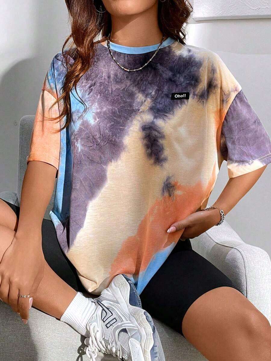 Camiseta de punto de mujeres con cuello redondo, teñida a la técnica Tie-Dye con parches de diferentes telas. - Multicolor - Ver 1