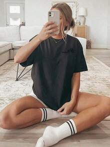 Camiseta de manga corta con cuello redondo para mujer, ideal para vacaciones de verano, con un estampado de tractor y el texto "Gracias a un agricultor". Lavable a máquina, adecuado para uso casual, ropa multiusos, moderna y tipo camiseta, material cómodo, 100% algodón. - Negro - Ver 3