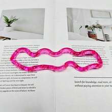 New: Rainbow Twist Rope Toy, Versatile Stress Relief Tool, TANG Pressure Release, Finger Dexterity Trainer, Vibrant Colored Toy, Rainbow Stretch/Wrap/Connect Creative Shapes, Office Stress Relief Toy, Anxiety Relief Toy - Surprise Gift - Birthday Gift - Christmas Gift - Halloween Gift - Perfect Gift - Gift - Toy - 水晶(粉紅色) - 查看 12