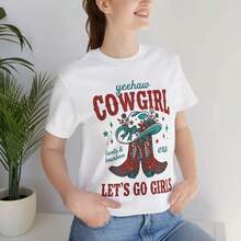 Camiseta Cowgirl Let's Go para Chicas| Botas de vaquero, sombrero, diseño de rodeo occidental - Blanco - Ver 3