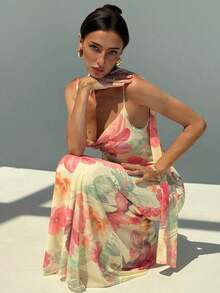 vestido con cuello drapeado sexy con espalda descubierta, estampado de malla con flores románticas y tirantes extra largos - Rosa - Ver 6