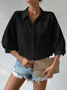 Camisa de mujer minimalista y casual de unicolor con botones delanteros, textura y hombros caídos - Negro - Ver 5