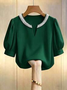 Blusa casual elegante de mujer con cuello redondo en color champán, cuello en V, manga corta abullonada, con adornos de perlas falsas, corte holgado, adecuada para ir a trabajar, elegancia cotidiana.Elegante, casual, atuendo casual para mujer, ro - Verde - Ver 1
