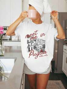 Women's Casual Short Sleeve Crew Neck T-Shirt - "Meet Me In Puglia Dolce" Letter Print With Italian Cityscape Design, Loose Fit With Drop Shoulders, Lightweight Breathable Fabric Suitable For Spring And Summer Travel Enthusiasts, Holiday T-Shirt - 100% Cotton. - 白色 - 查看 6