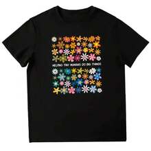Camiseta "Ayudando a los Pequeños Humanos a Hacer Grandes Cosas", Camiseta de Agradecimiento para Maestros, Camiseta Gráfica para Maestros de Preescolar, Ropa para la Vida de un Maestro - Negro - Ver 1