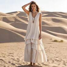 Women's Long, Flowing, Layered, Sexy, Sleeveless Summer Dress With Loose Ruffles, A Long, Flowing Beach Dress. - trắng - Xem 2
