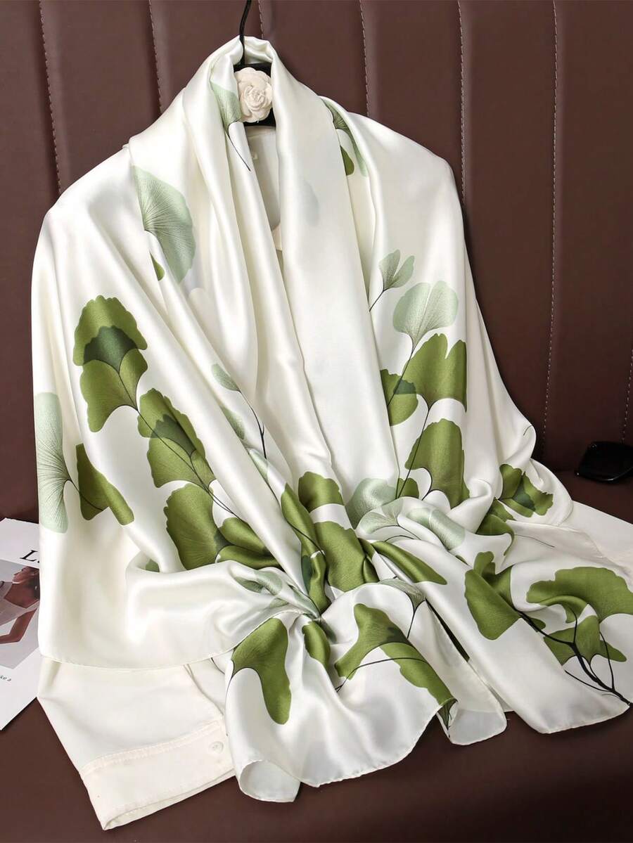 1 chiếc khăn choàng satin in họa tiết lá bạch quả, kích thước 90*180cm, nhẹ, dài, phù hợp mọi mùa, đa năng cho các buổi đi chơi, tiệc tùng, du lịch. - màu xanh lá - Xem 1
