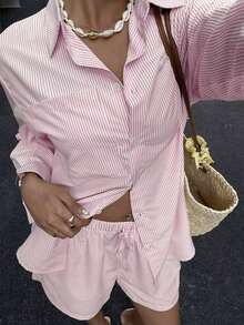 Set de 2 piezas de camisa con botones delanteros y shorts a rayas azul para mujer - Rosa - Ver 4