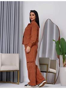 Women's Corduroy Cargo Set – Oversized Shirt And Jogger Pants - 酒紅色 - 查看 7