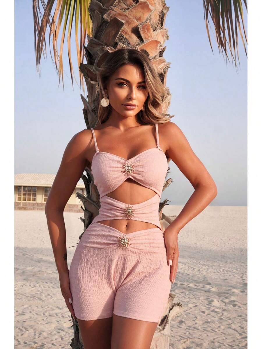 Sexy One-Piece Swimsuit For Women 2026, Design With Metallic Details, Shaping Effect And Solid Color - 9350粉紅泳衣 - 查看 1