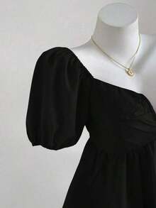 Blusa casual elegante de mujer con cuello en V profundo y plisado en color rojo - Negro - Ver 3