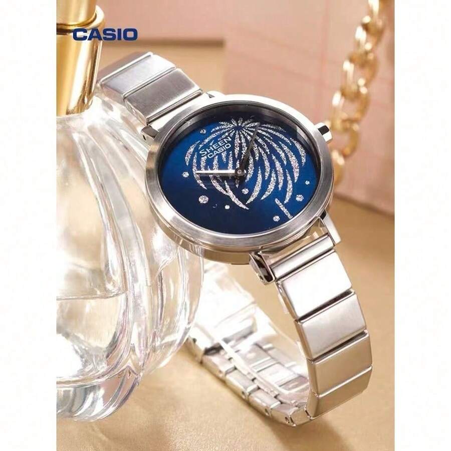Reloj Casio Sheen, SHE-C130D-2AUPFY, Reloj de mujer con esfera de fuegos artificiales estrellada, cristal de zafiro, resistente al agua 50m, reloj de cuarzo de lujo con atmósfera, reloj de mujer con tonos azules de fuegos artificiales, correa de acero, reloj de muñeca soñador con estrellas, regalo para ella, reloj casual para oficina y uso diario, reloj de atmósfera elegante - Unitalla - Ver 1