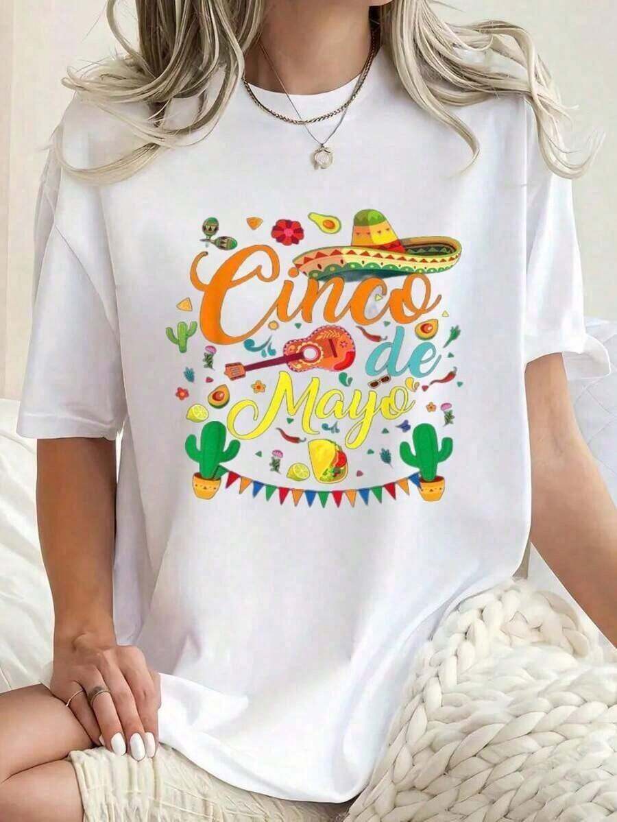 Cinco De Mayo Festive Celebration Illustration With Sombrero, Guitar, Cactus, Tacos - Playful Colorful Mexican Cultural Art Print For Wall Decor, Party Supplies, Cinco De Mayo Giftplayeras de mujer - Blanco - Ver 1