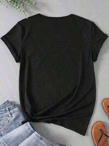 Suave, transpirable y ligera para comodidad durante todo el día. Camiseta de uso diario para mujer con cuello redondo y estampado floral de pato con la frase "Lo siento, llego tarde, estaba retrasándome" para uso casual. Camiseta de manga corta vintage de 180 g para mujer - Tops de verano con estampado gráfico sencillo, regalo casual para el Día de la Madre. Cuello redondo clásico con un corte relajado que favorece todas las formas del cuerpo y es fácil de combinar con jeans, shorts y leggings. - Blanco - Ver 8