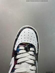 A BATHING APE Bape 休闲运动鞋，撞色星形Logo亮面休闲鞋，黑白喷漆款，男女通用 - 白黑彩噴 - 查看 5