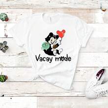 Holiday Mode, , Studio3, JPEG, 220g Essential Unisex Cotton T-Shirt, 220g Of Unique Softness. Designed To Suit All People, Men And Women Alike. Durable, High-Quality Fabric, Ready For Any Cut, Delicate To The Touch But Built To Withstand. Lightweight Tops For Women, Autumn Sets, Holiday Wear, New Year's Outfits For Her. - 白色 - 查看 1