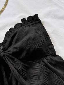 Set de 2 piezas para mujer con parte superior corta sin mangas con volantes y estampado de rayas y flores, y shorts casuales para verano, vacaciones en la playa y fiestas - Negro - Ver 4