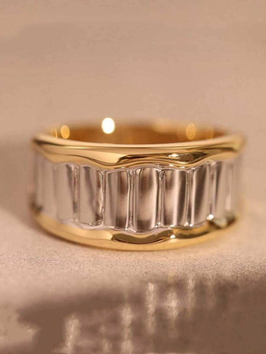 1 pieza Anillo de banda ancha elegante y versátil de lujo y moda, con textura de metal enchapado de dos tonos, adecuado para uso diario, banquetes, fiestas, regalos, accesorio de joyería - anillo - Ver 1