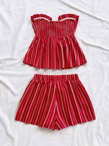 Set de 2 piezas para mujer con parte superior corta sin mangas con volantes y estampado de rayas y flores, y shorts casuales para verano, vacaciones en la playa y fiestas - Rojo - Ver 2