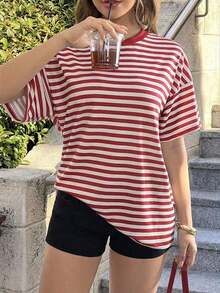 Camiseta casual de mujer  de cuello redondo holgado, camiseta de manga corta de ajuste ceñido con parches a rayas minimalista, adecuada para primavera/verano, ideal para el Día de San Valentín - Rojo - Ver 7