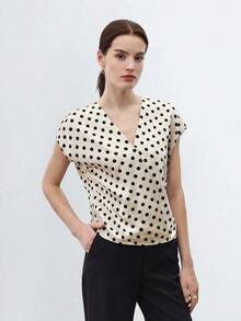 Blusa de satén con cuello en V y mangas de campana con lunares, para uso urbano, oficina, casual elegante, formal y de moda para dama - Blanco - Ver 10