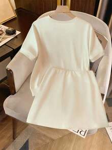 Conjunto casual de top de manga corta con decoración de rhinestones en cuello redondo y minifalda, adecuado para vacaciones y uso diario - Albaricoque - Ver 2