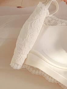 French Lace Strapless Bra For Women With Small Bust, Push-Up To Enhance Size, Lightweight, Comfortable, Anti-Slip, Wire-Free, No Gap Cup - White - View 7