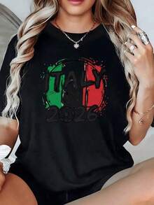 Bandera italiana con balón y texto Italy 2026 representando pasión por el fútbol y orgullo nacional en cada detalle camisetas de mujer casual para fanáticas del deporte modernas - Negro - Ver 6
