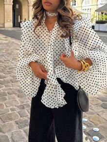 Blusa casual y sexy con estampado de corazón, contraste de color, botones delanteros y volantes/flecos en el bajo para uso en casa y vacaciones - Blanco 2 - Ver 3