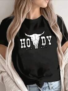 Camiseta negra de manga corta, ligera y duradera, con un diseño de cabeza de toro blanca y la inscripción "HOWDY" en estilo vaquero, es perfecta para salidas informales en casa o en restaurantes, ofreciendo una experiencia de uso diario cómoda. - Negro - Ver 1
