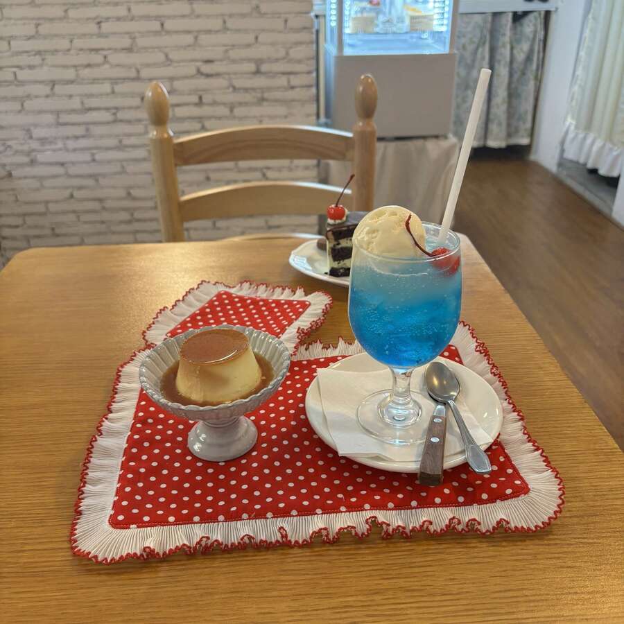 1/2/4入韓式紅波點&白色蕾絲隔熱杯墊,咖啡拍照道具,適用於情人節、婚禮、日常使用 - 彩色 - 查看 1