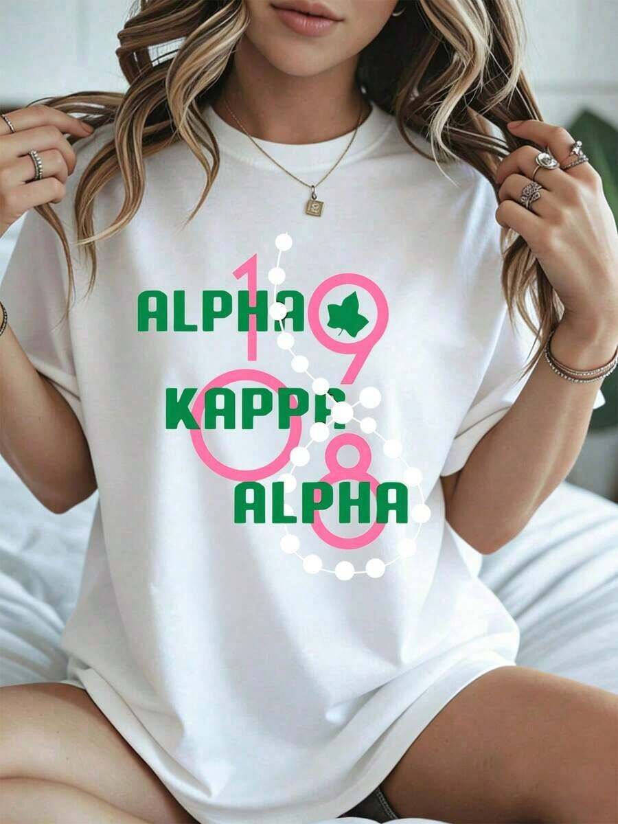 Elegante y casual para mujer, manga corta, camiseta Alpha Sorority con diseño de letras griegas 1908 y trébol, ropa casual blanca para mujer, primavera verano. - Blanco - Ver 1