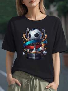 Trofeo brillante con balones girando que simboliza la pasión y el triunfo del fútbol femenino y la energía del esfuerzo constante camiseta de mujer 100% algodón cómoda y moderna - Negro - Ver 6