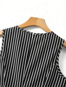 Vestido de línea A con cintura ceñida, decorado con lazo, a rayas azul y blanco, adecuado para la escuela, picnic de fin de semana, salida casual con amigos, de estilo fresco y dulce - Blanco y Negro - Ver 4