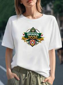 Emblema con estrella dorada y balón central que celebra la pasión futbolística y el espíritu competitivo de Ghana 2026 mostrando orgullo nacional y energía deportiva camiseta de mujer 100% algodón cómoda y moderna - Negro - Ver 6