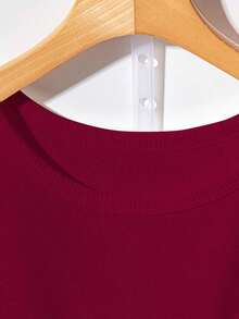 Camiseta casual de verano de unicolor para mujer, versátil, con decoración de botones - Rojo - Ver 3