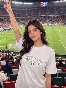 2026 Jersey de Fútbol para Mujer México con Corazón Bandera - Estilo Deportivo Oversize Verde - Rosa - Ver 12