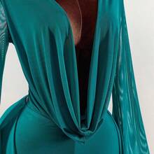 Romantic Vacation Earthy Tone Low-Cut Draped Collar, Flared Sleeves, Bodycon Mini Dress Bell Sleeves - Rosa - Ver 6