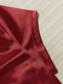 de verano elegante para mujer con cuello en V, mangas cortas y drapeado, unicolor, top de satén blanco para fiestas, salidas a la playa y eventos - Rojo - Ver 4