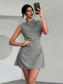 Vestido mini plisado de línea A elegante, minimalista, delicado, romántico y dulce para uso diario, boda, fiesta, festival de música y vacaciones, con camisola roja - Gris - Ver 8