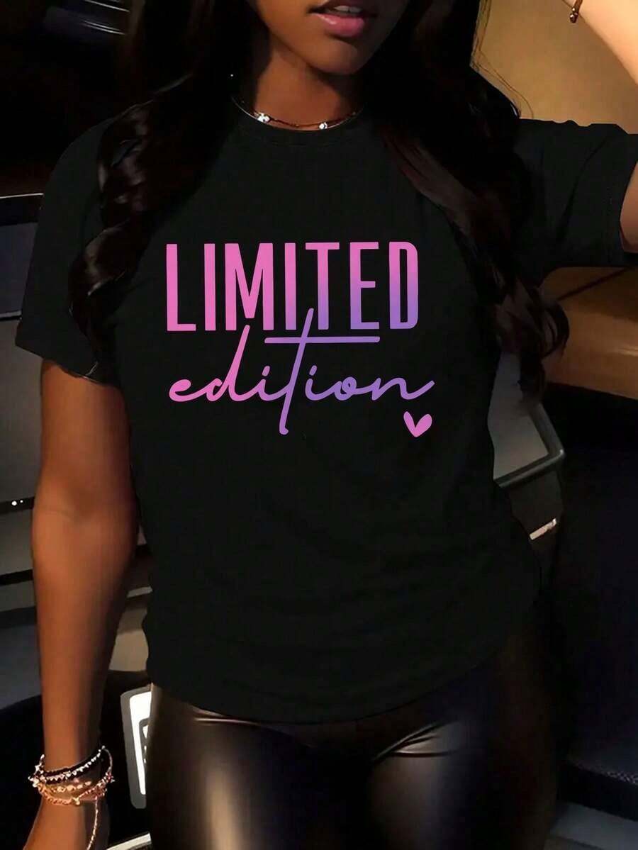 Women's Plus Size Limited Edition T-Shirt With Pink And Purple Gradient Letter Print - Soft And Stretchy Cotton Fabric, Round Neck, Short Sleeve, Casual Style, Suitable For Everyday Wear And Special Occasions. - 黑色 - 查看 1