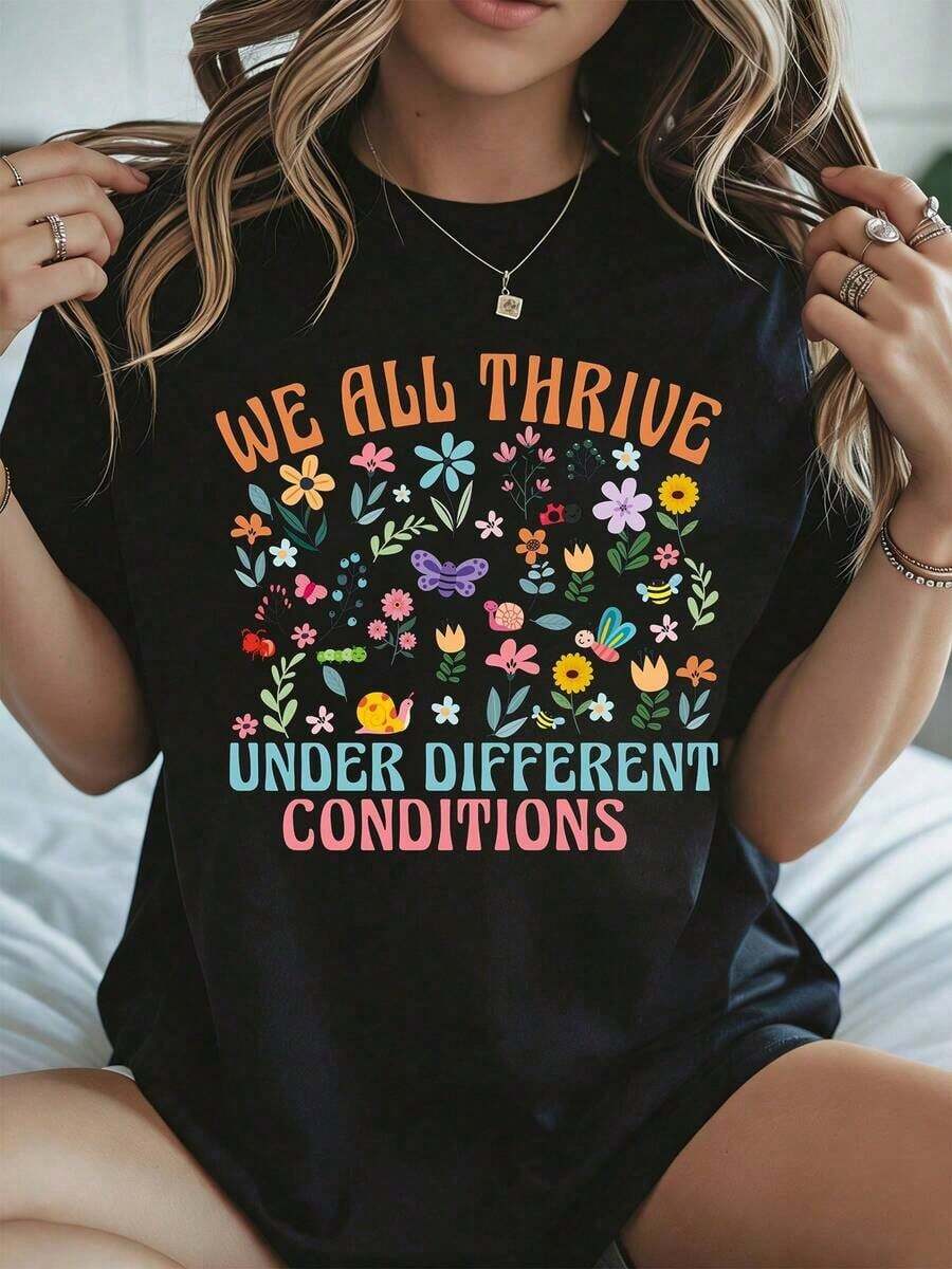 Elegante y casual para mujer, manga corta, camiseta negra con estampado floral e insectos "Todos prosperamos bajo diferentes condiciones" para mujer, ropa casual de primavera y verano. - Negro - Ver 1